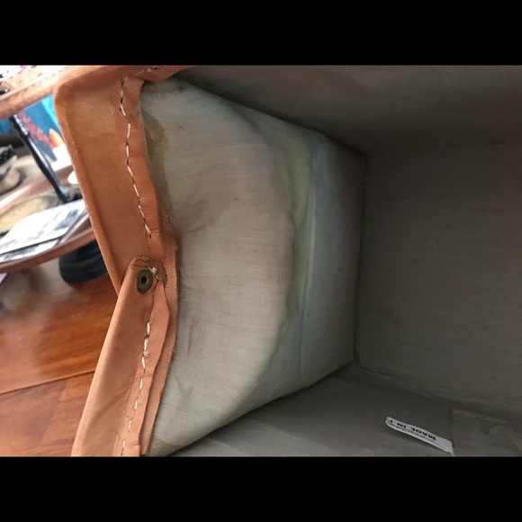 Leather/calf hair Dr style bag lots of life left👜 - Picture 4 of 8